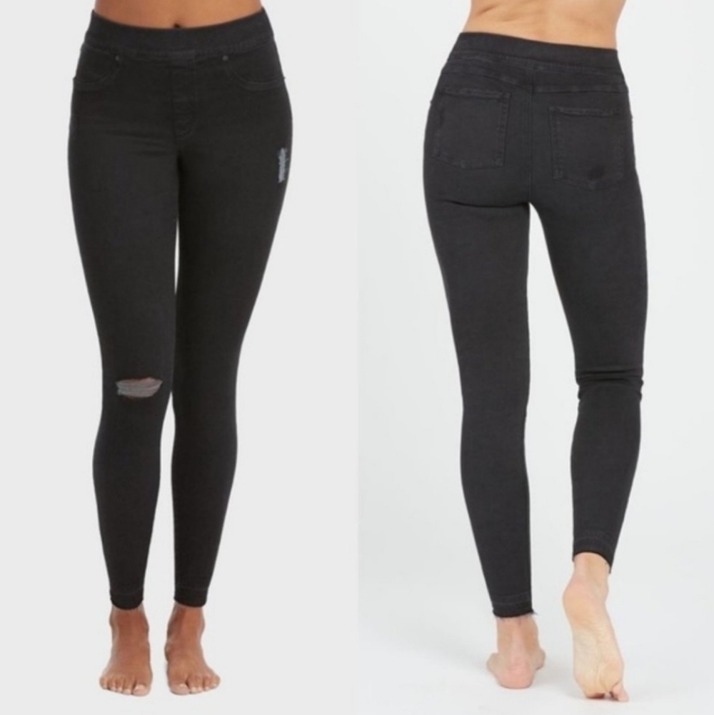 SPANX Vintage Distressed Ankle Skinny Jeans Black M
